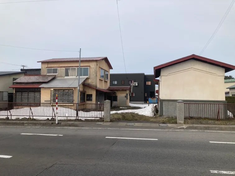 【中古】 住宅をめぐるトラブルマル秘作戦/週刊住宅新聞社/石川利夫（弁護士） 失敗しない新時代の不動産売却 | 大野 勲, 徳田 和正, 岸川 悦也