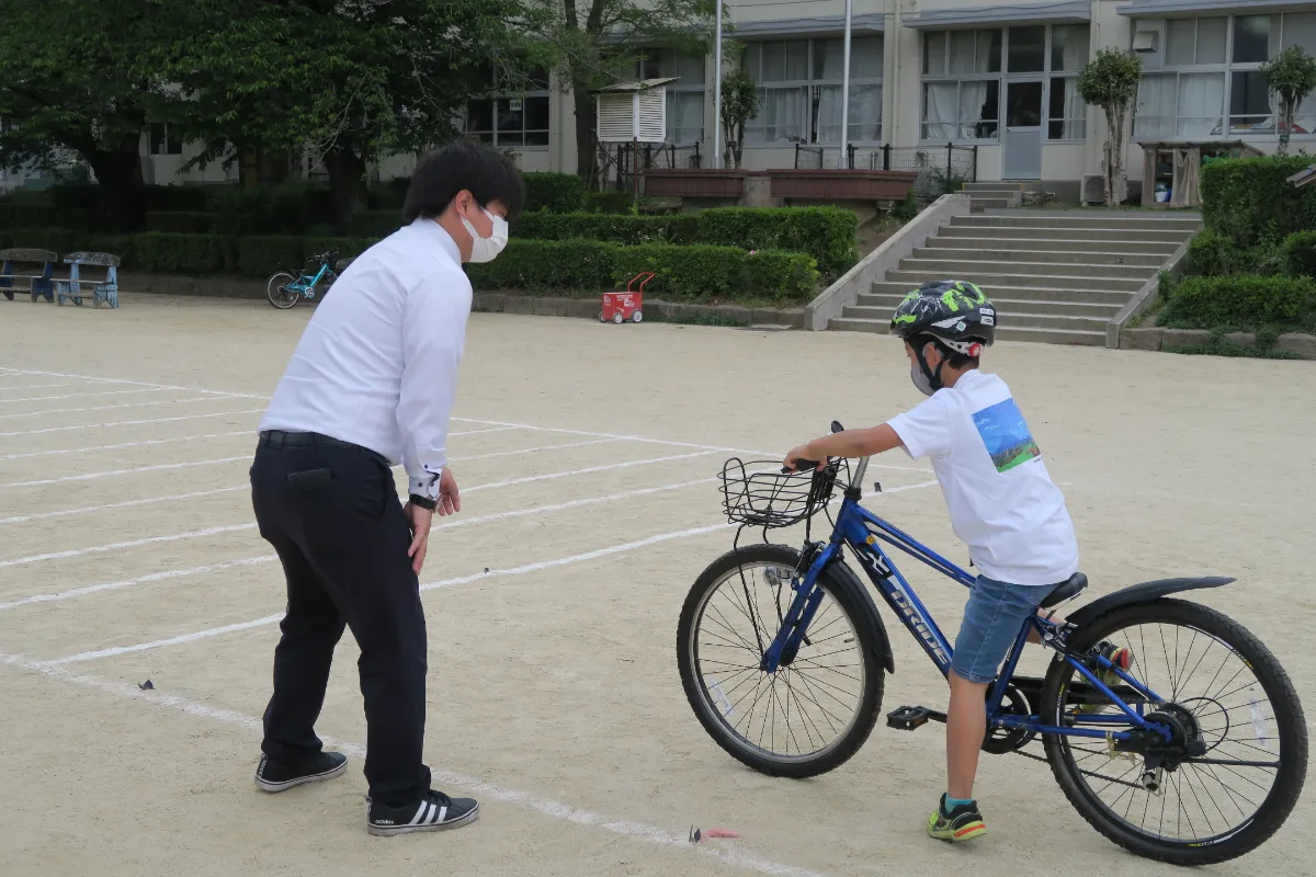 こまもと小学校 自転車 講習
