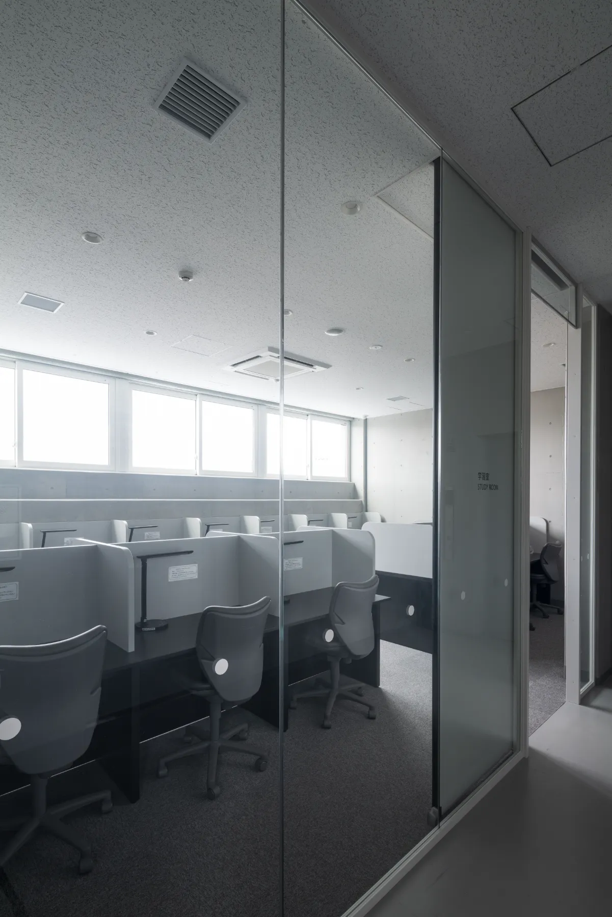 黒石市立図書館 / Kuroishi City Library / 蟻塚学建築事務所