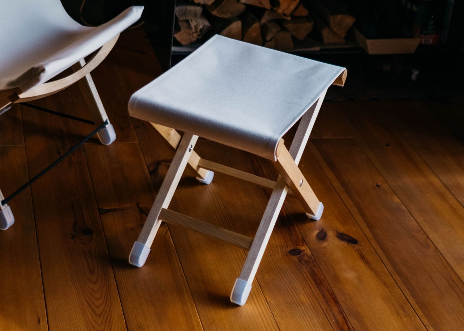 pioneer plants with Hygge折り疊椅子ハンドメイド無垢