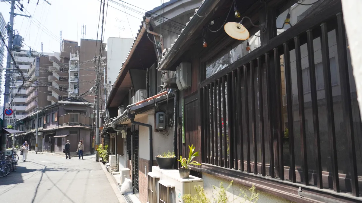 大阪 中崎町 古民家が並ぶレトロな下町をのんびり散策 Packer Plaza 大阪 中崎町 古民家が並ぶレトロな下町をのんびり散策 Packer Plaza
