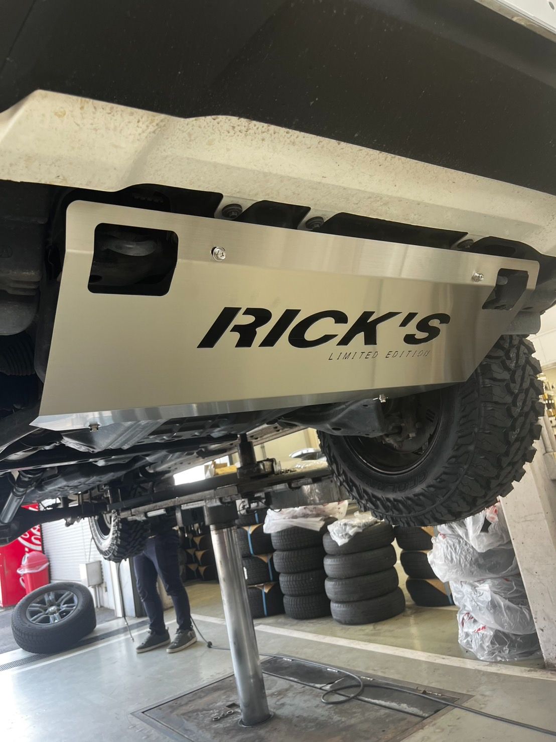 125ハイラックス＞ リミテッドチトセ RICK'S スキッド