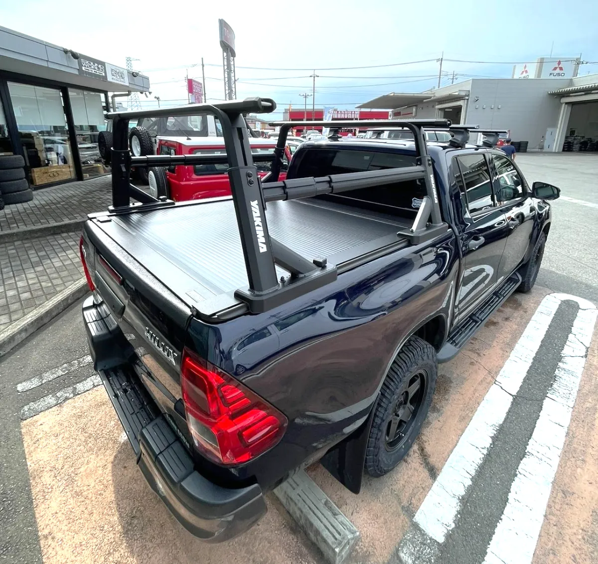 ハイラックスカスタマイズ】Retrax シャッター式トノカバーを