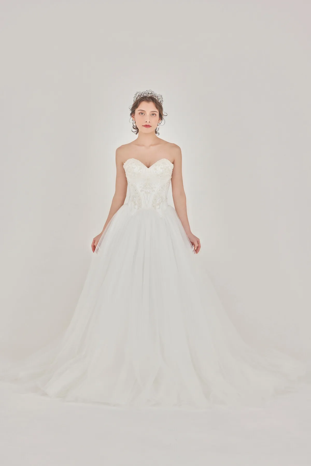 OKSANA MUKHA ドレス ロケーション撮影 ロケ撮影 ウェディングドレス Oksana-mukha｜オクサーナムハ｜オーダードレス - SNOW BRIDAL