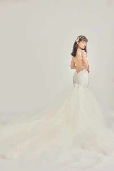 ヴェラウォン　オクタビア Octavia | ブライド | TAKAMI BRIDAL | ウエディングドレス