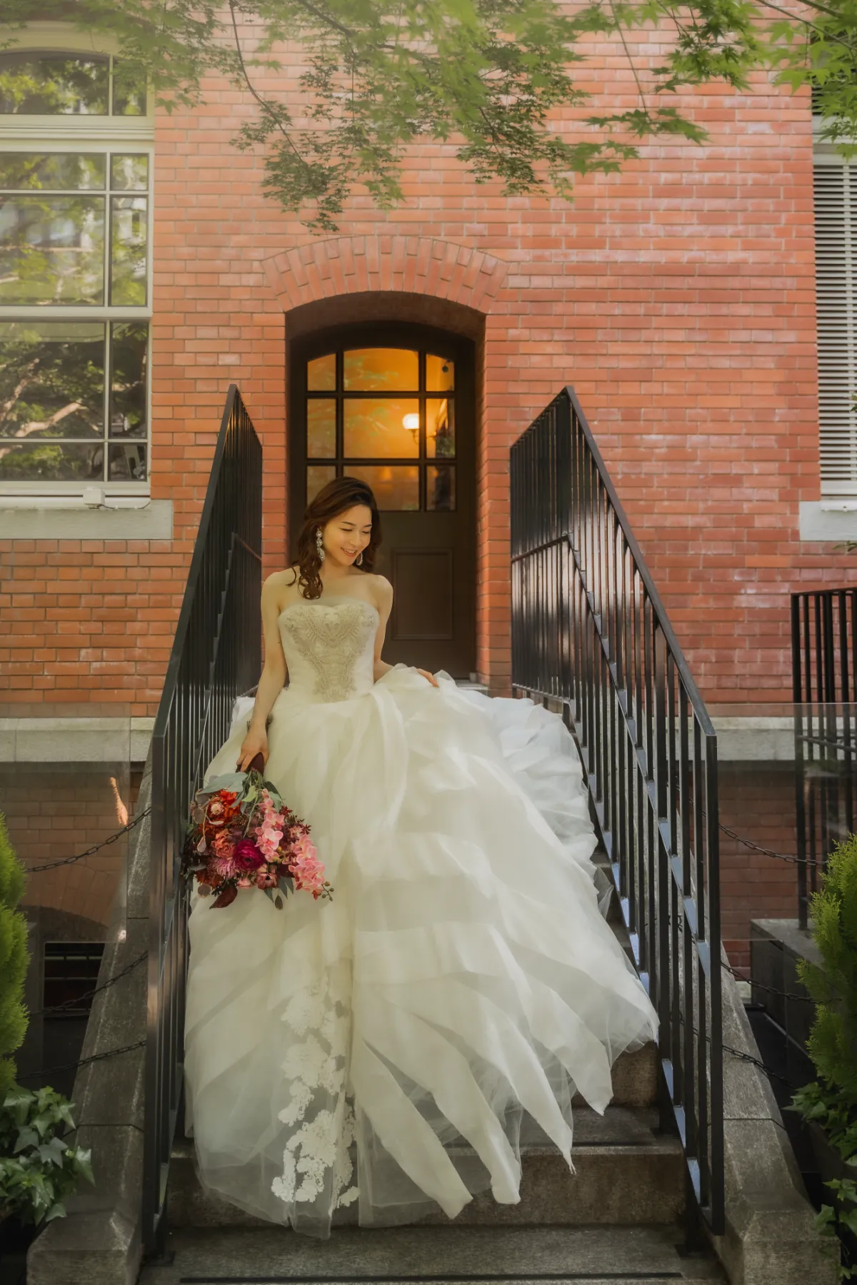 宅配便配送 9 WHITE by Wedding from Vera White By Wang by ...