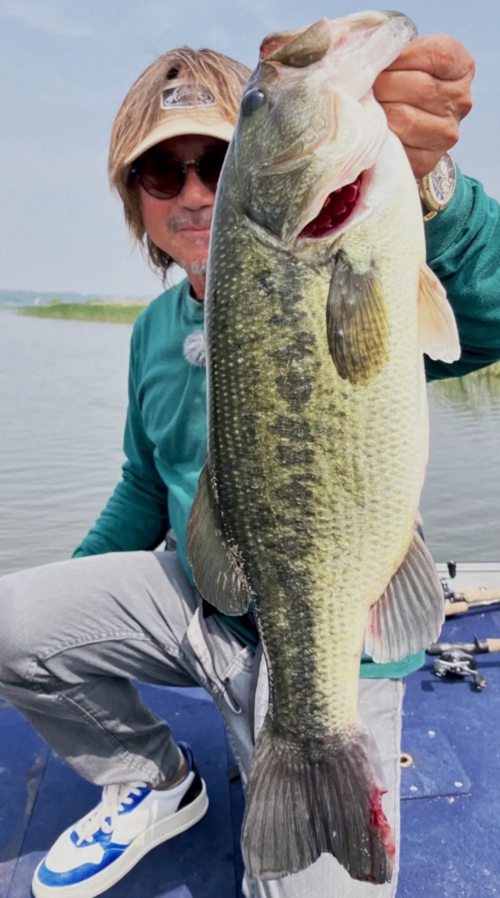 田辺哲男「雨天バス決行」：45〜50cmが4発! 津久井湖でプロップフカ炸裂