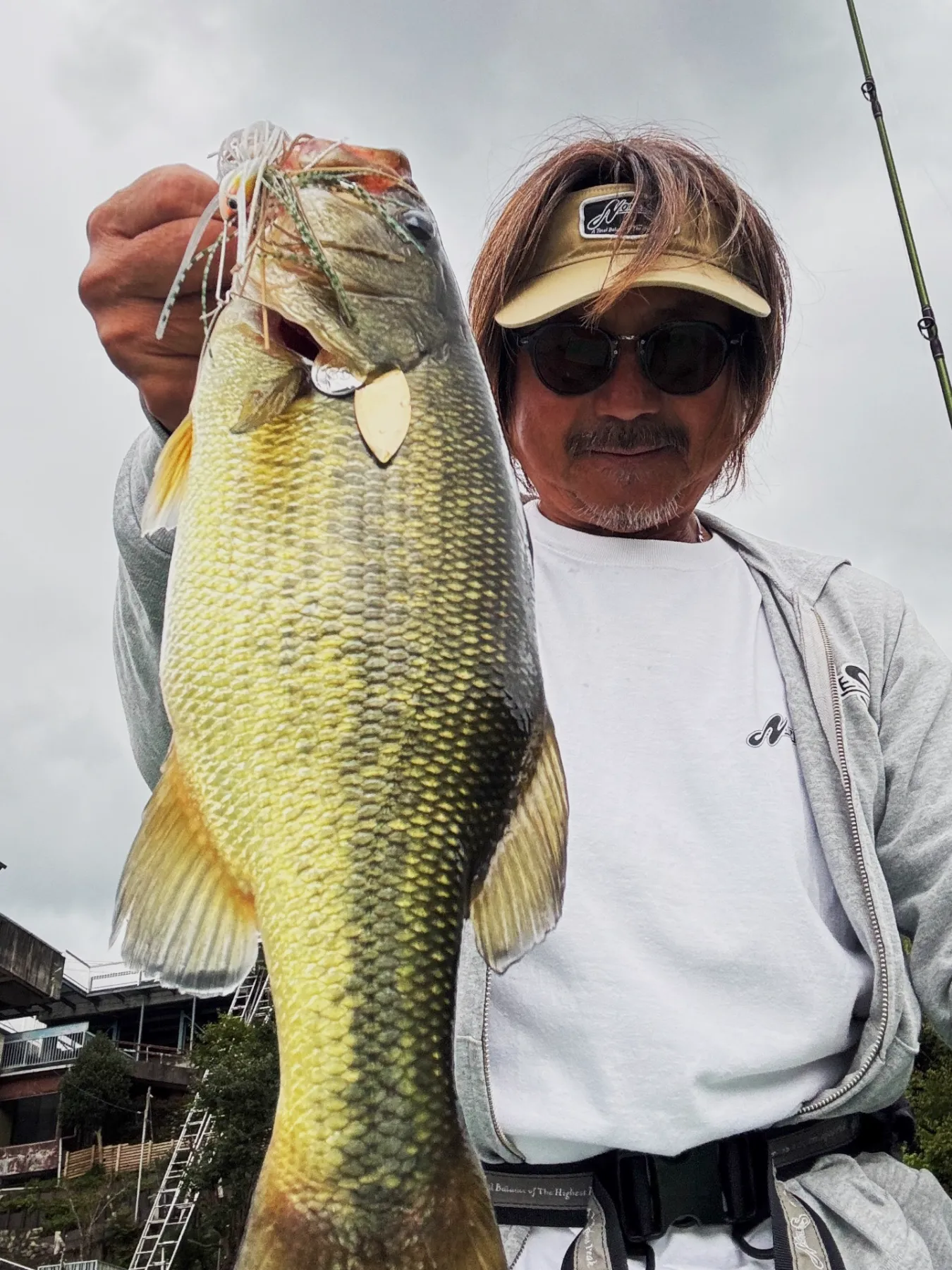 激レア　湖上の風に吹かれながら… ノリーズ　田辺哲男 田辺哲男「雨天バス決行」：今回は長いよ（笑）。津久井湖ロコに教わっ