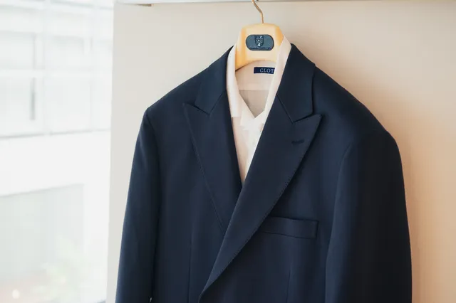 ネイビースーツのオーダー例をご紹介! | お知らせ | オーダースーツの