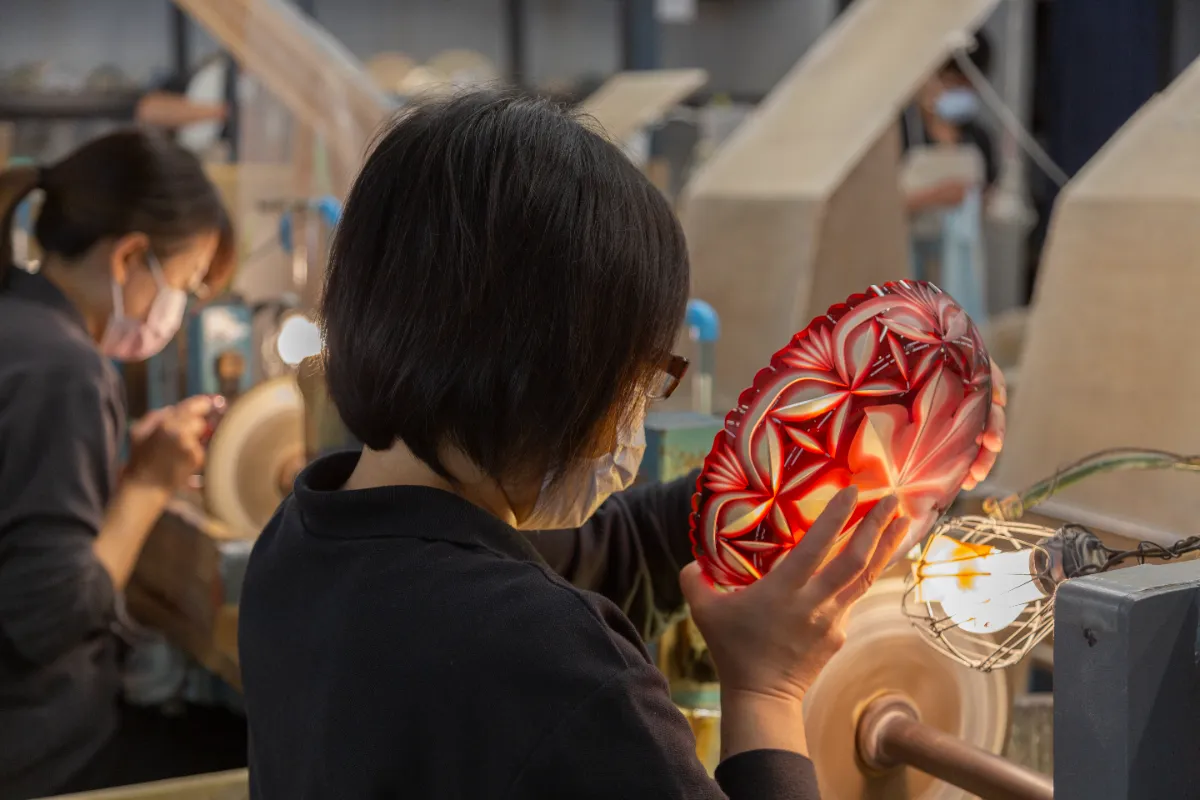 種類豊富な品揃え 即決商品( 会津若松・旧家・蔵出し )作家物か( 綺麗な味わいの 工芸ガラス