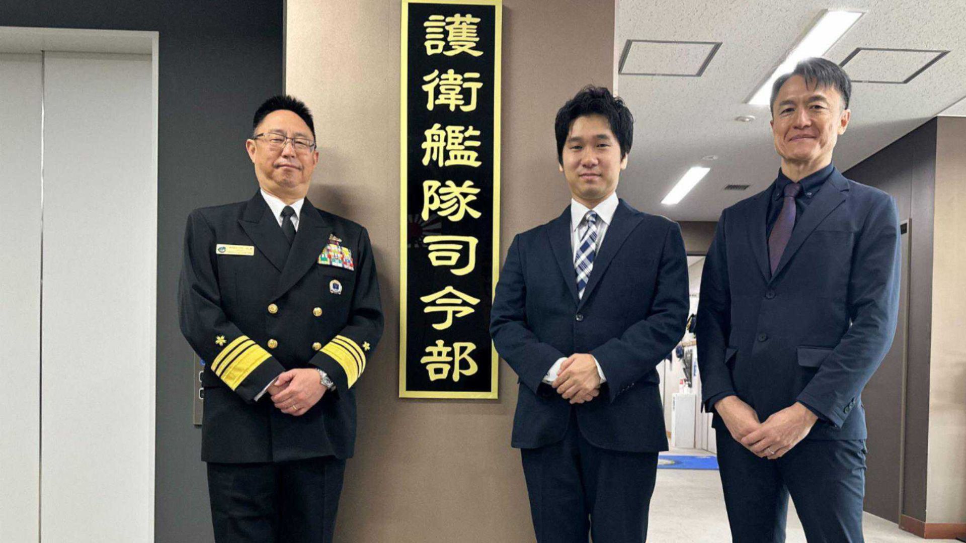 スペースデータ、海上自衛隊 護衛艦隊司令官を表敬訪問 - 株式会社