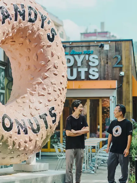 「LA発「ランディーズ・ドーナツ」日本上陸を支えたサイト制作の舞台裏」のカバー画像