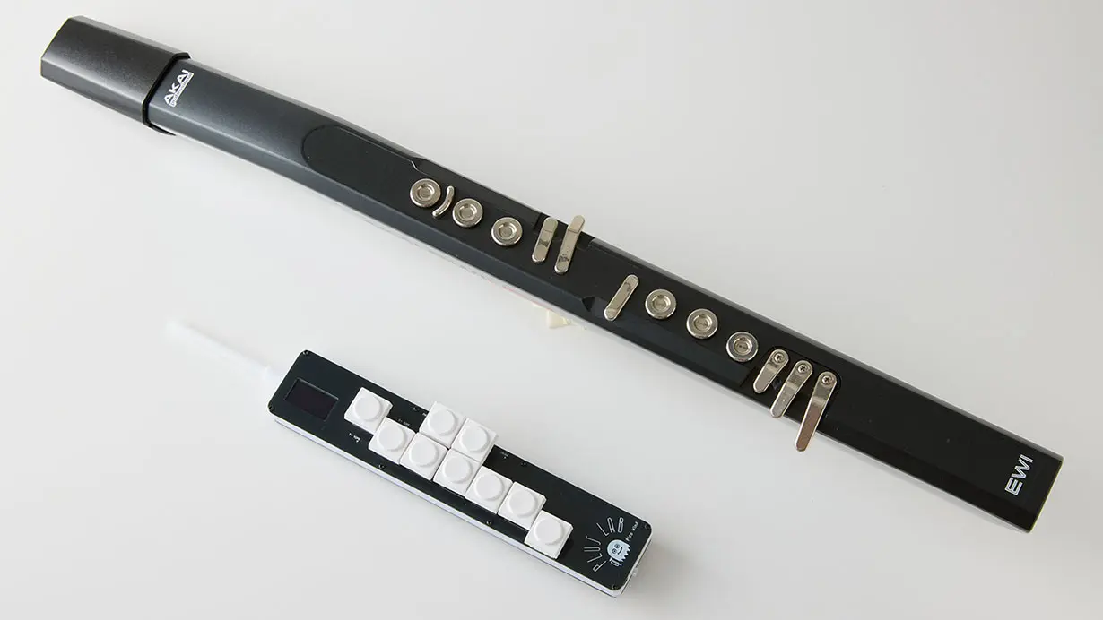 ＊希少品＊ PICO WIND　本格ウインドMIDI スマホ接続で即演奏！超軽量×お手頃価格の本格ウインドMIDI｜PICO WIND