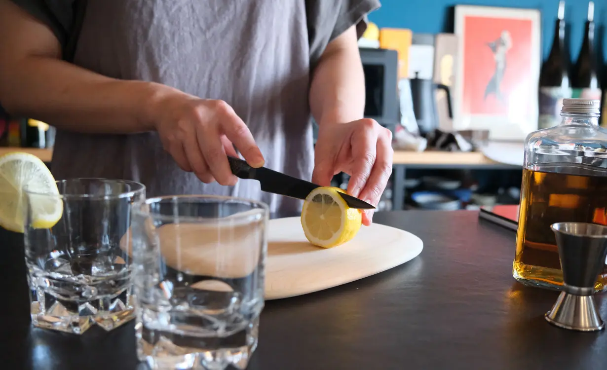 16年ぶりに復刻した「バーテンダーナイフ」に、1,000万円を超える応援