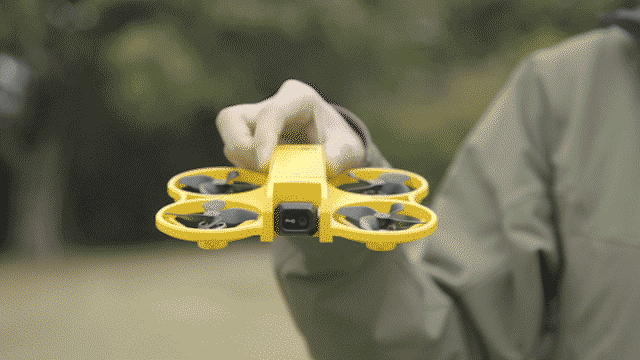 どこでも飛ばせる、95gの「免許不要ドローン」 ｜MakuakeMagazine