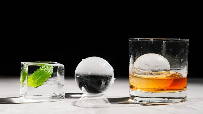 晩酌を格上げする「魔法の氷」製造機 ｜MakuakeMagazine