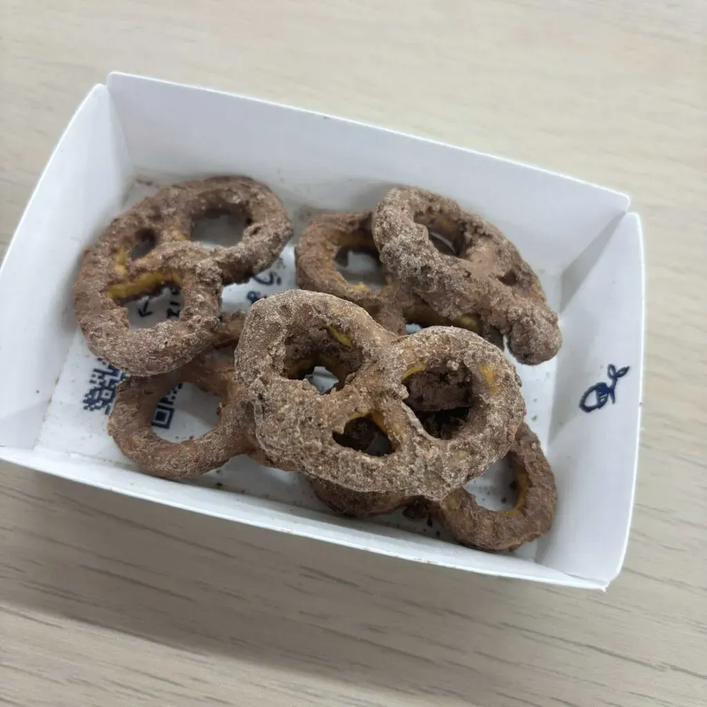 チョコがけプレッツェルです。
