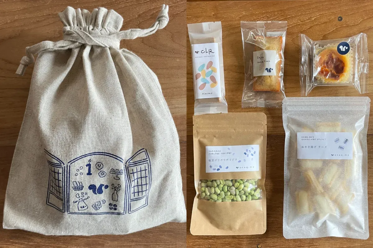 snaq.me 清澄白河1周年記念イベントで限定発売された、お菓子が入ったポーチ。