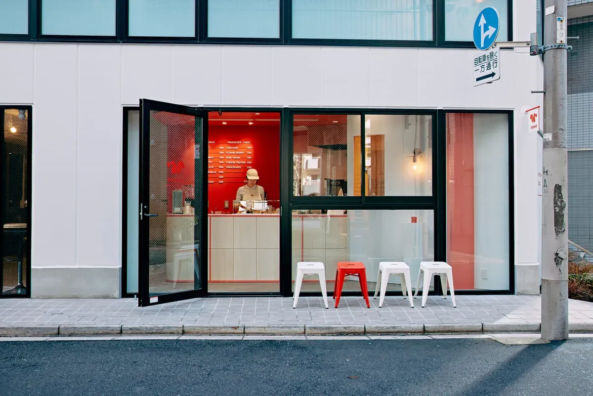 東京の蔵前にあるカフェスタンド『スナックミースタンド』の店舗外観