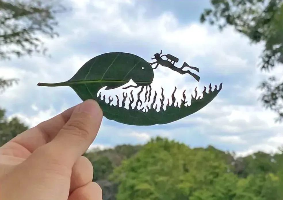 葉っぱ切り絵アーティスト・リトさんの作品