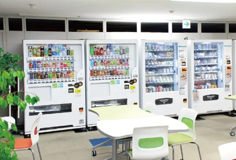 『ファミマの自販機コンビニ』イメージ画像