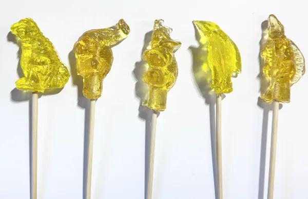 恐竜キャンディー