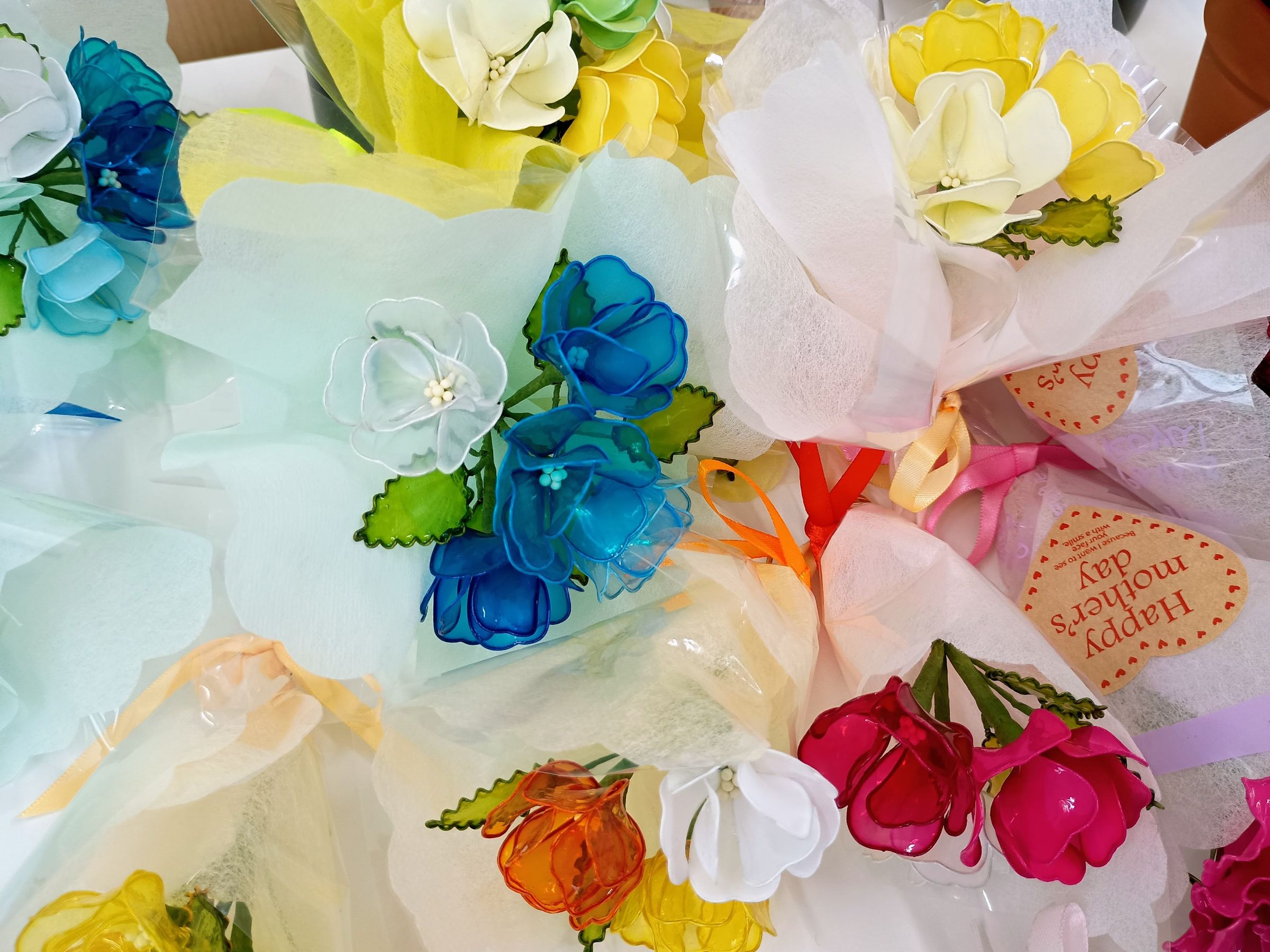 アメリカンフラワーの制作を開始しました。 ｜スザキラボ