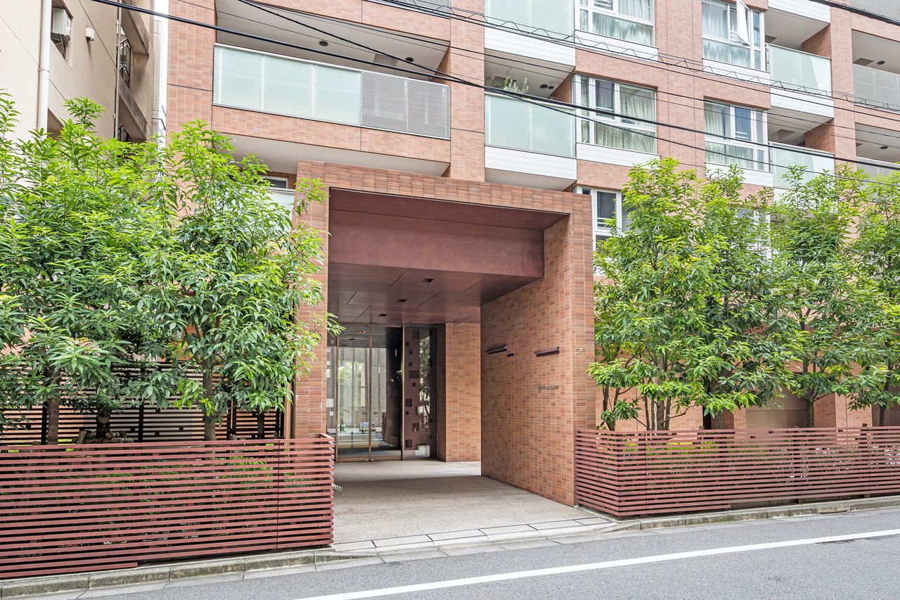 プラウド赤坂の外観2