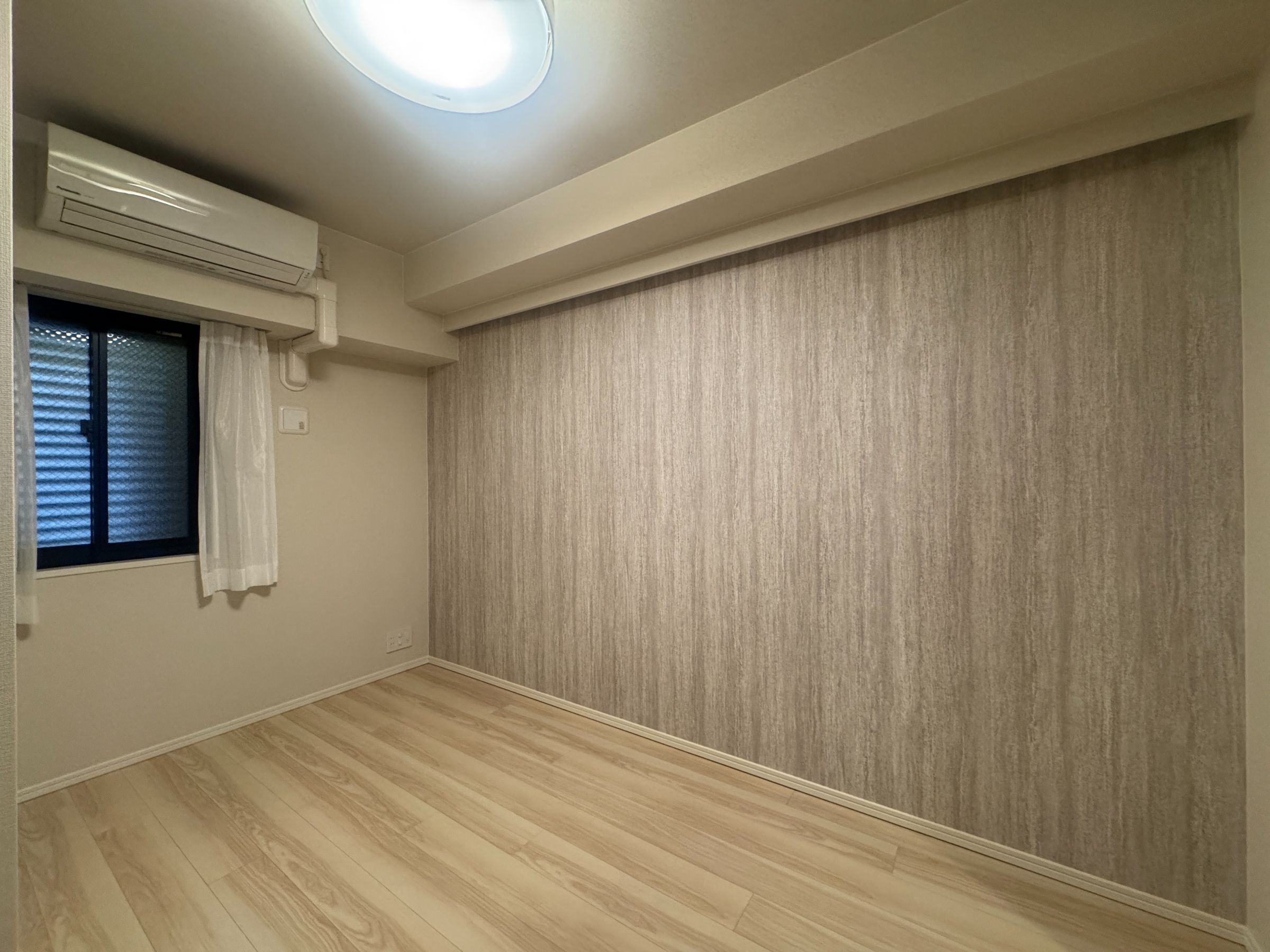 ガーデンヒルズ四ツ谷迎賓の森の洋室1