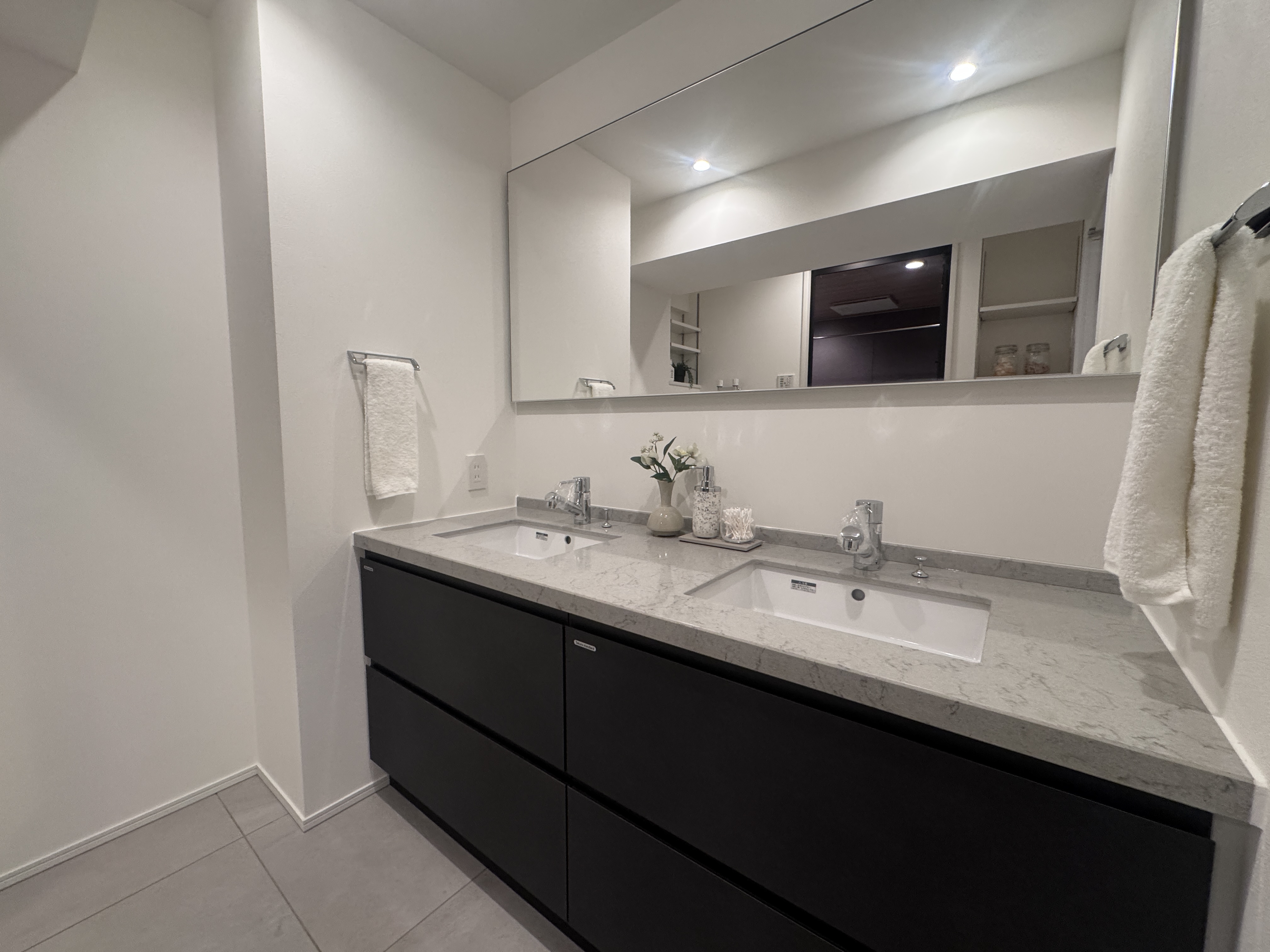 クレッセント目黒青葉台の水回り1