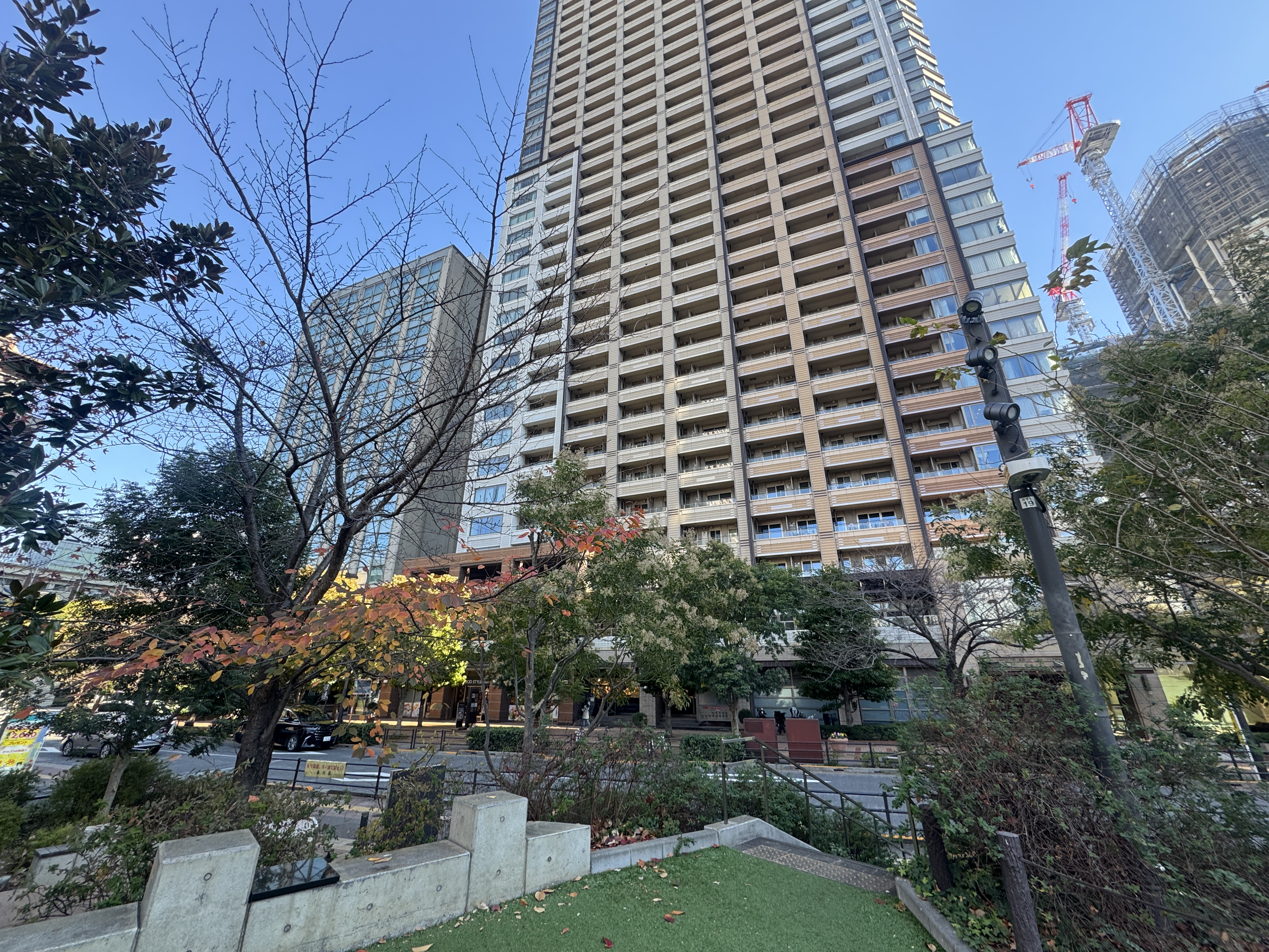 パークタワーグランスカイの外観1