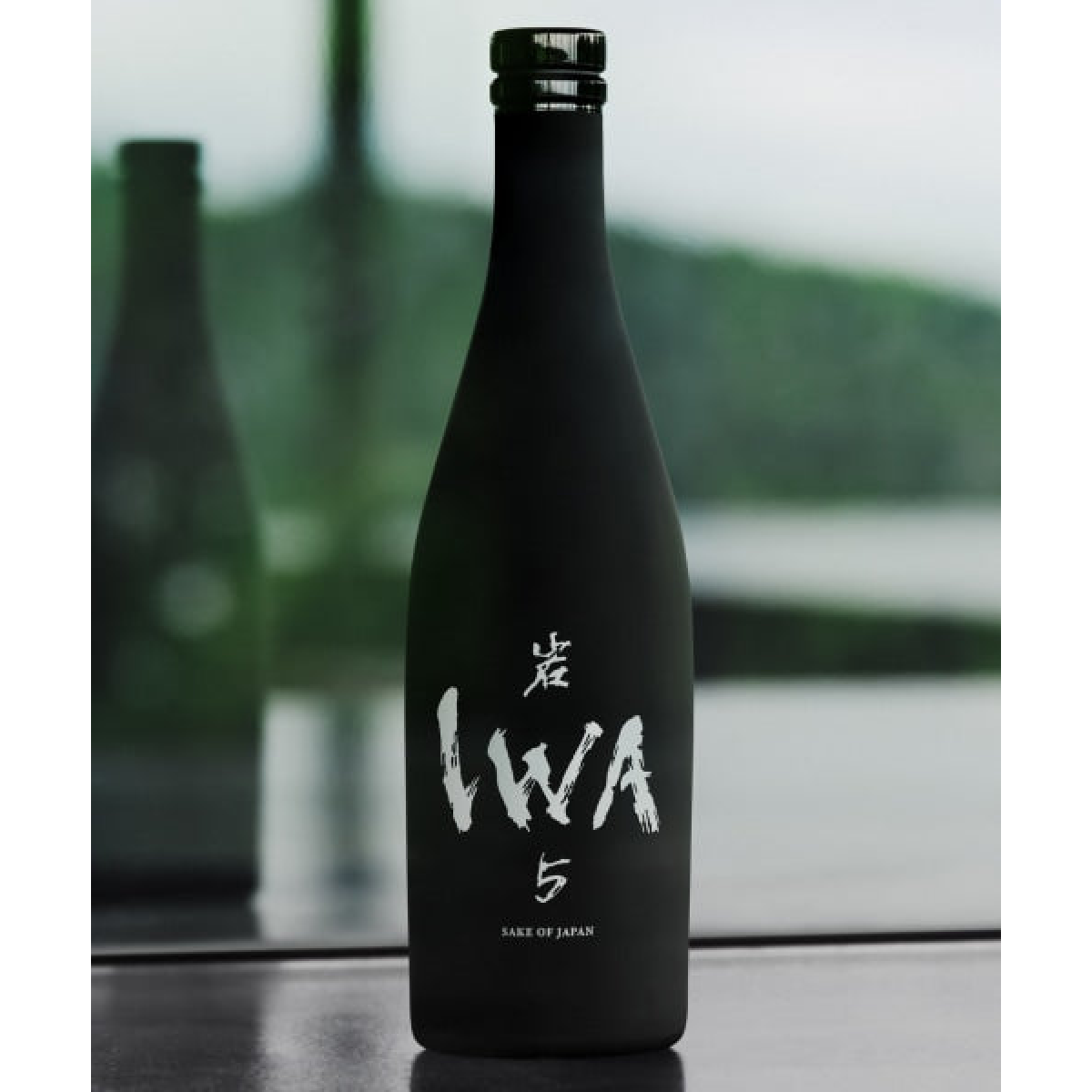 IWA5 日本酒の魅力と購入ガイド:評判と取扱店情報 【nom × nom】 IWA5 日本酒の魅力と購入ガイド:評判と取扱店情報 【nom × nom】