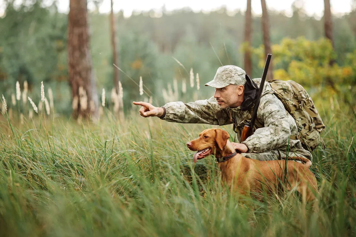 HUNTING』アメリカのハンティング（狩猟）ヒストリーを総覧する