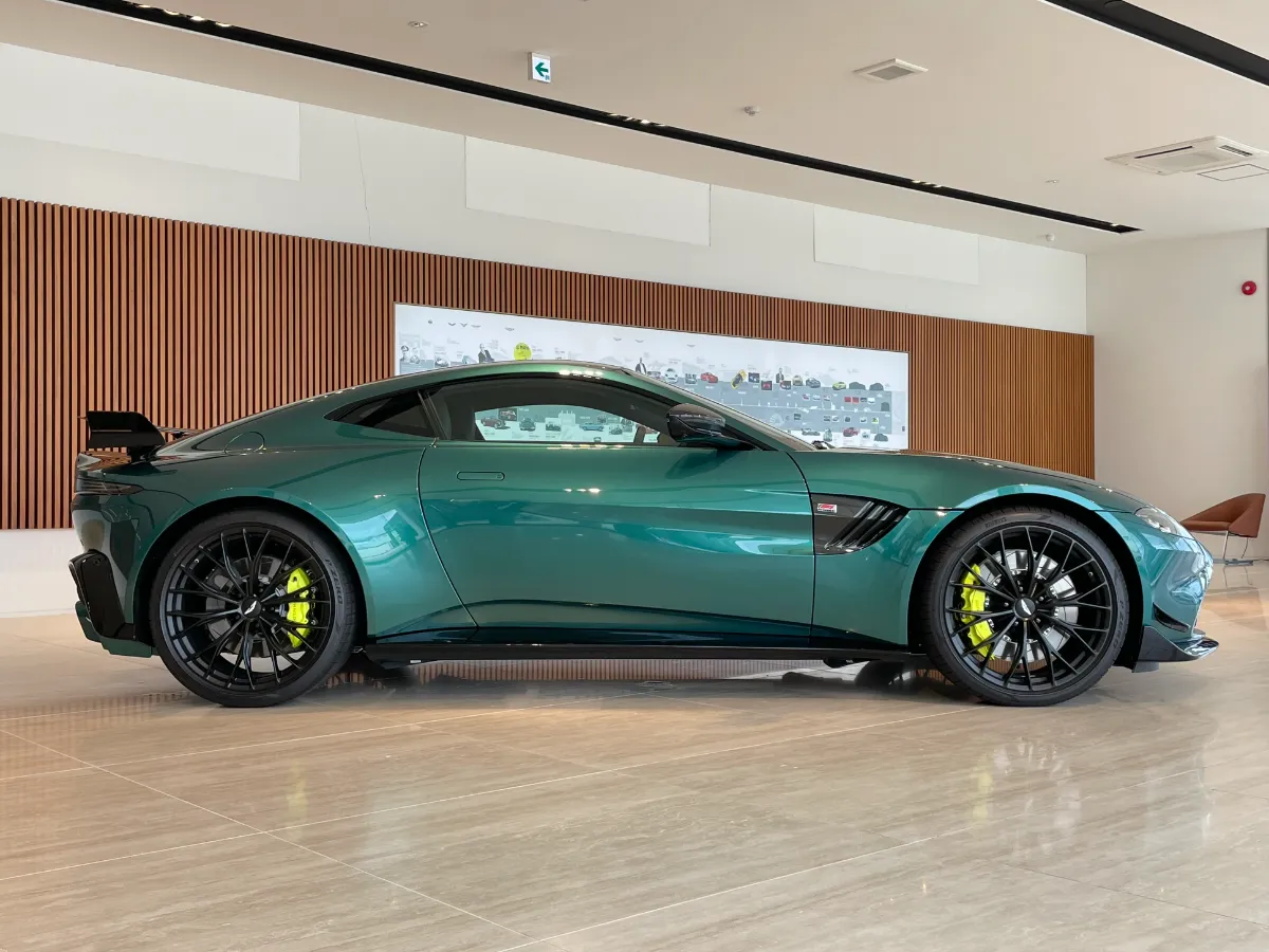 Vantage F1 Edition｜認定中古車｜アストンマーティン仙台