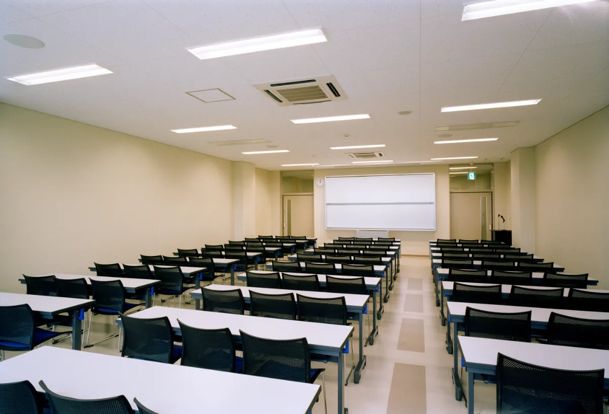 高崎健康福祉大学 薬学部 7号館 kendai_takasaki_yakugaku