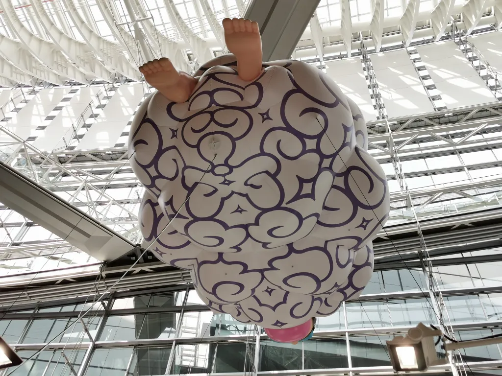 野原邦彦 「雲間」掲揚バルーン 製作 ｜バルーン造形や着ぐるみ製作