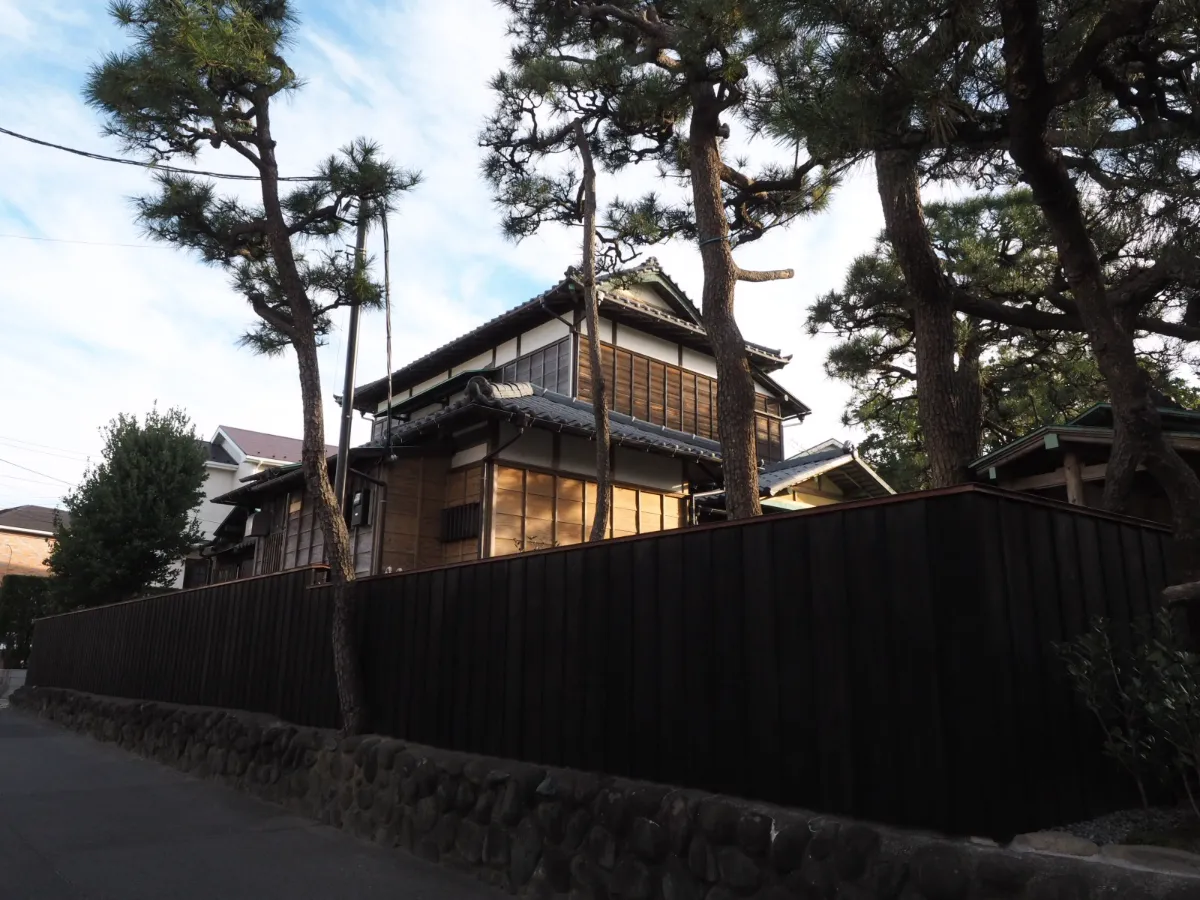 築100年以上の古民家、材木座にある蕎麦屋「月と松」でからすみそば