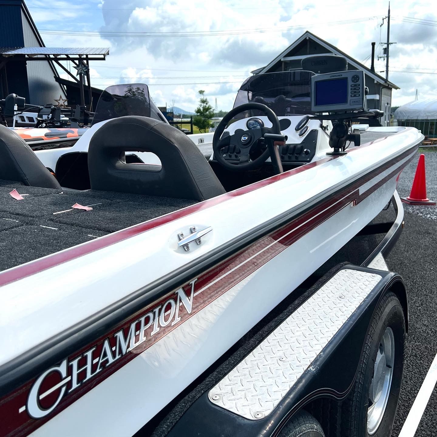 BOATYARD FRONTLINE|滋賀県・琵琶湖のフィッシングライフを BOATYARD FRONTLINE|滋賀県・琵琶湖のフィッシングライフを