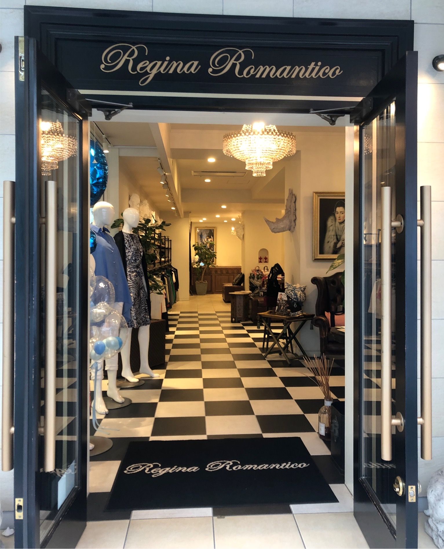 ReginaRomantico official website