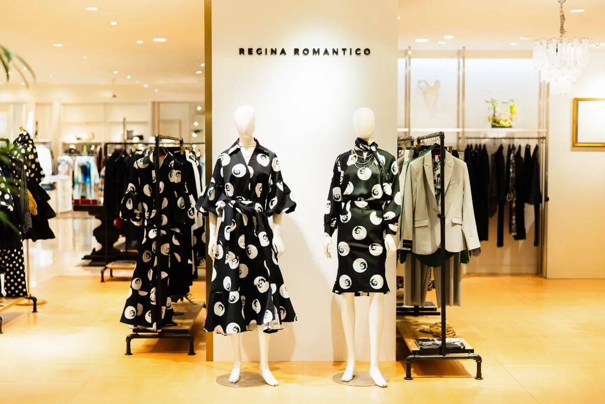 ReginaRomantico official website