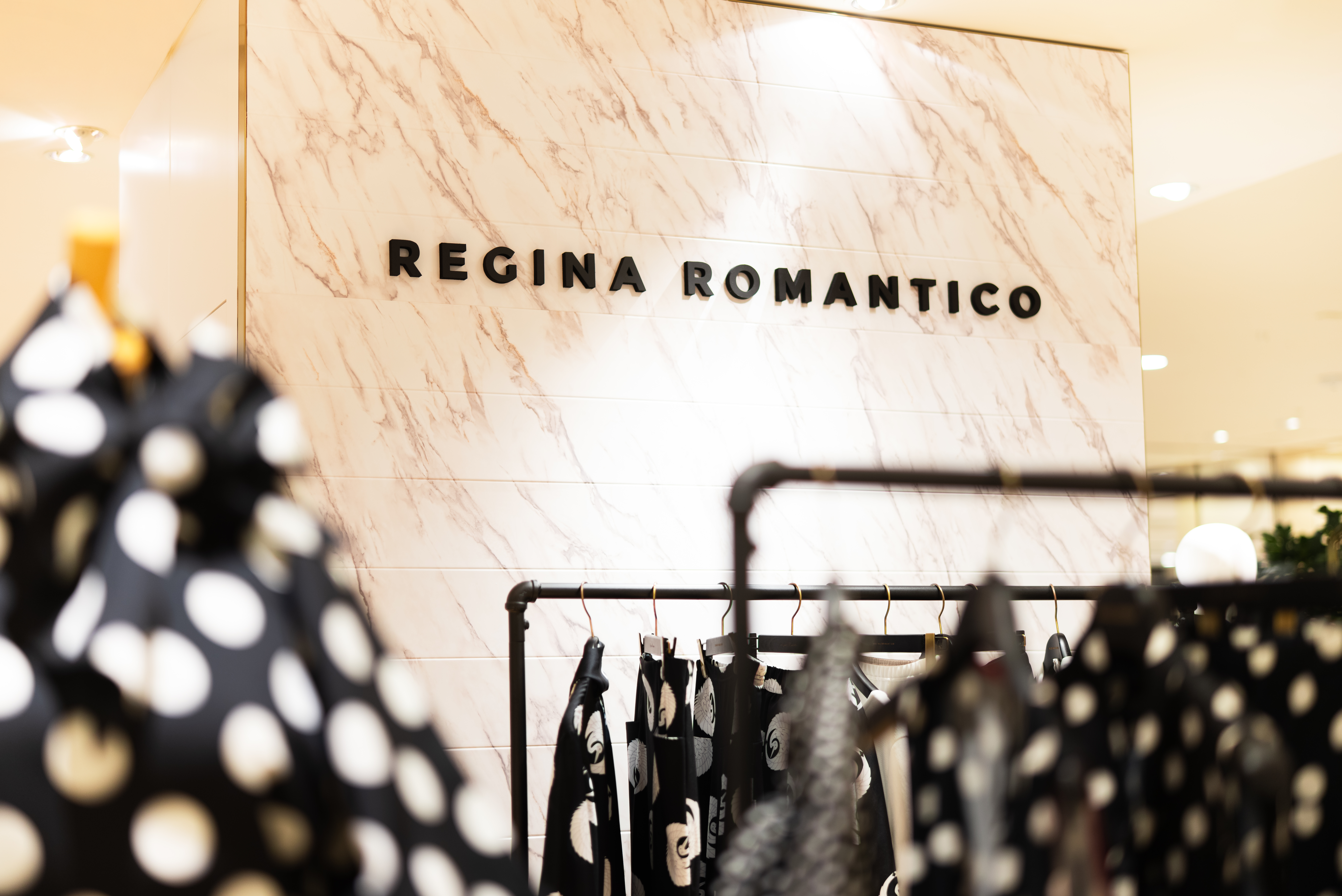 ReginaRomantico official website