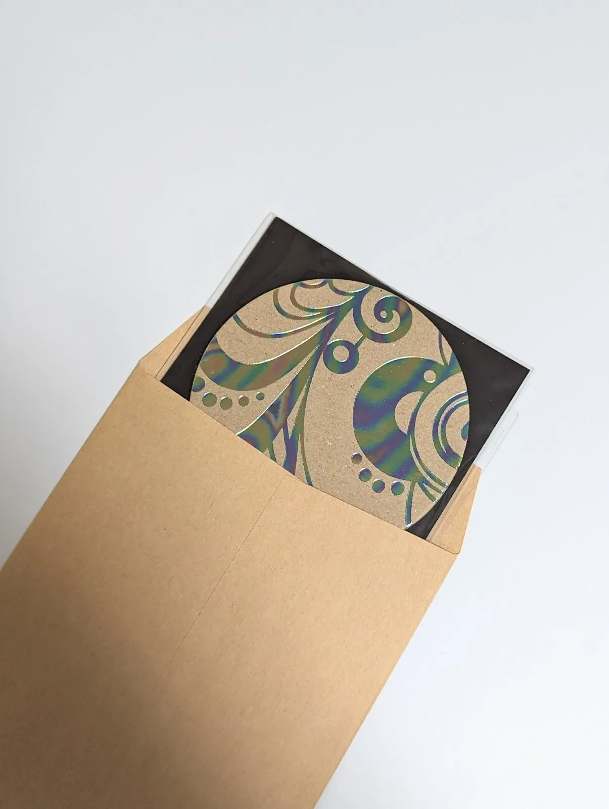 余ったノートや本の厚紙から生まれた、ecoでおしゃれなオリジナル