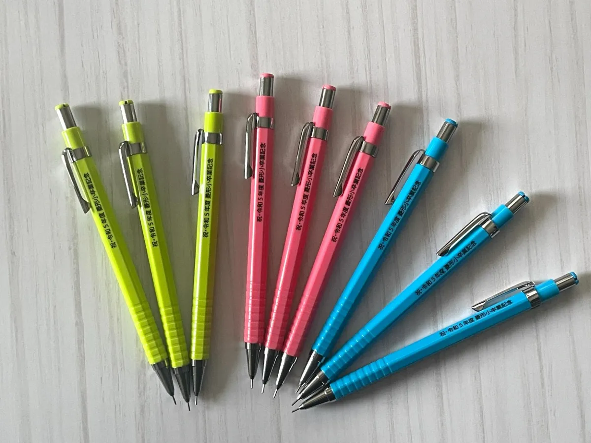 制作実績】シャープペンシルに名入れをした卒業記念品：熊本市立菱形