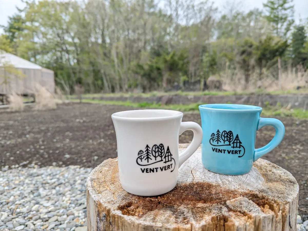 制作実績］カフェのオリジナルマグカップ＆オープン記念ノベルティ