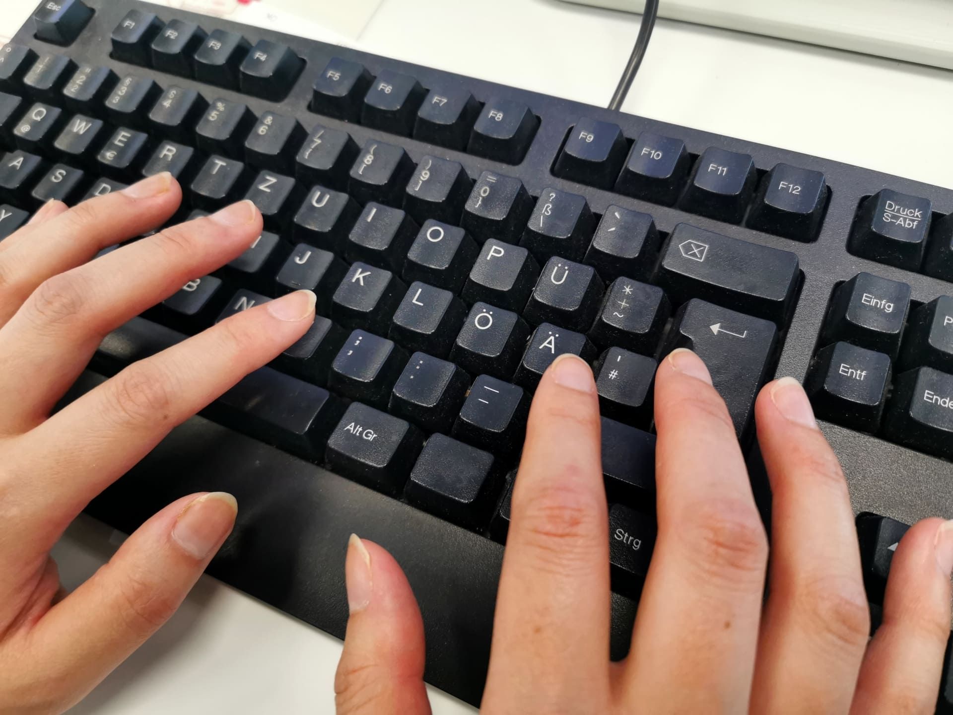 システムを内製化するときに考えられる方法