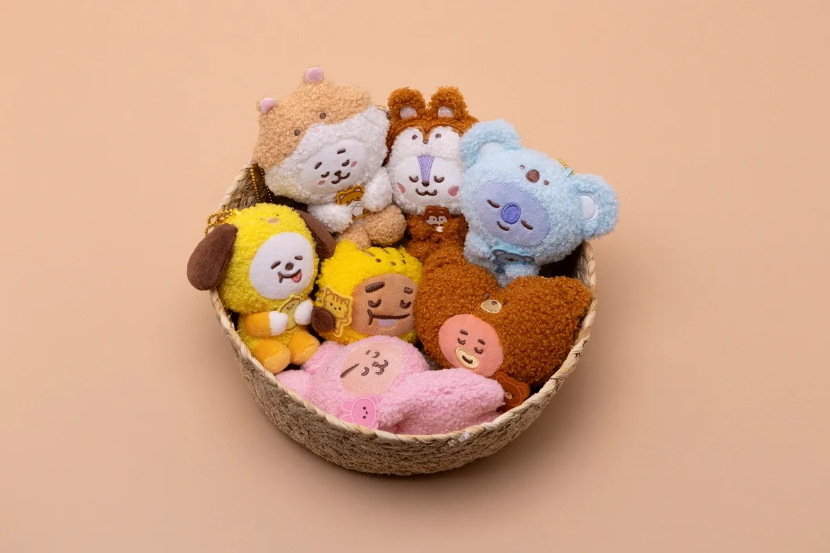 BT21 MOTTO HUG シリーズ 11/11～発売(公式オンラインストア)