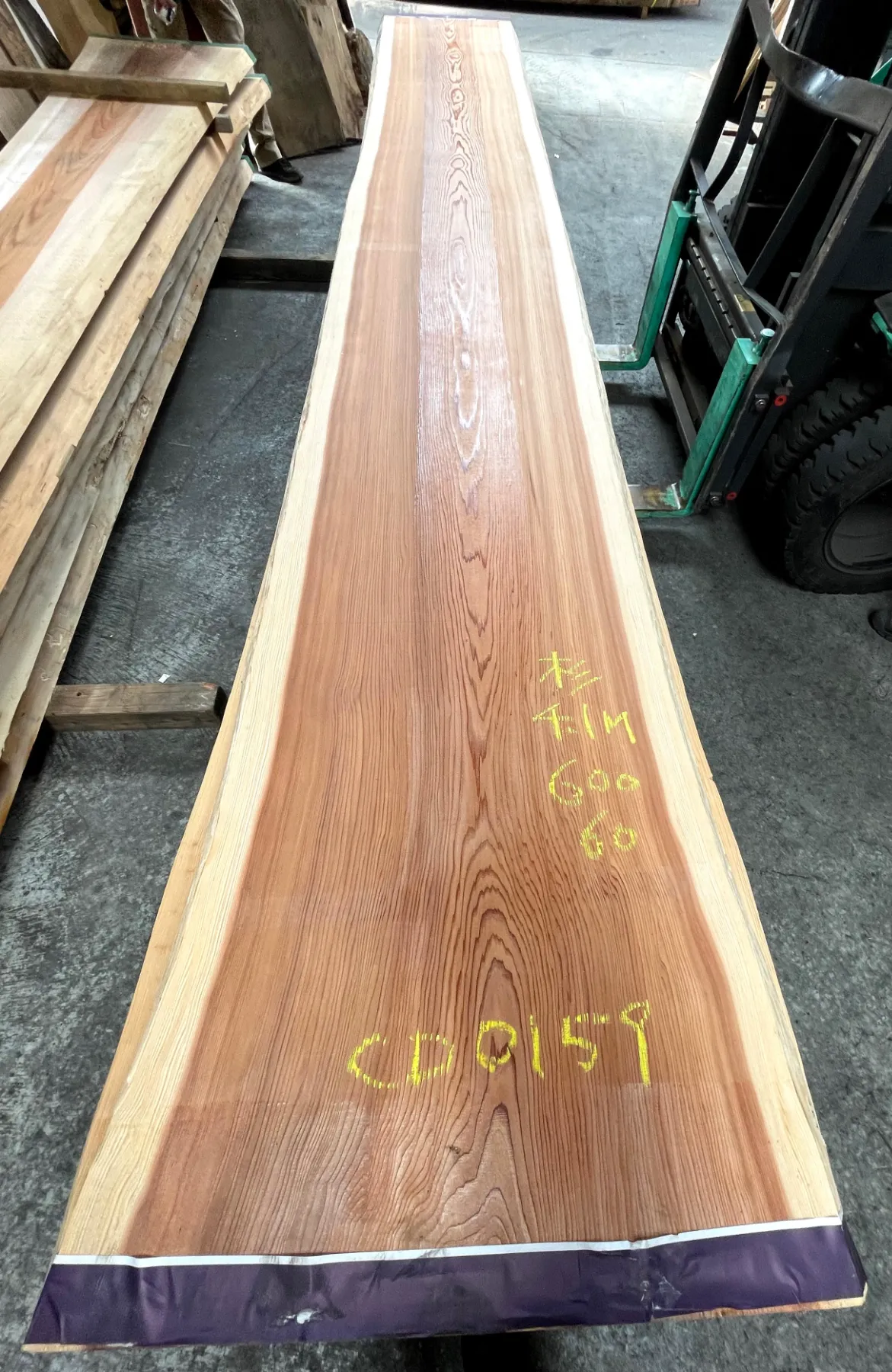 天然杉一枚板 一枚板新入荷のご案内 | 谷田木材-静岡県三島市にある木材会社