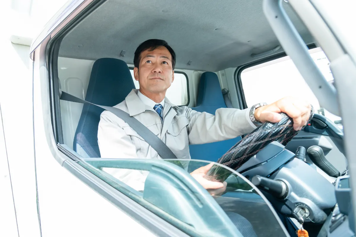 送り ドライバー 社 用 車 あり