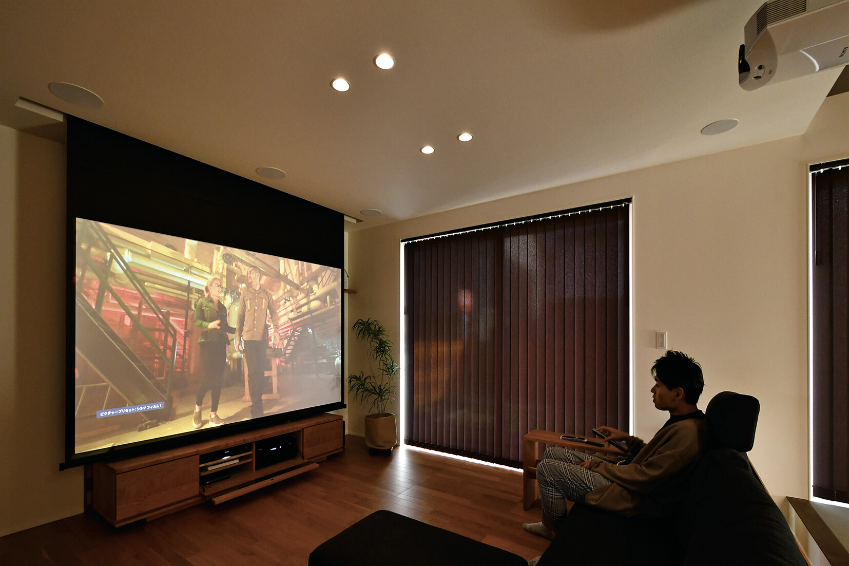 ホームシアター・プロジェクターのある家」新築実例12選！お家で