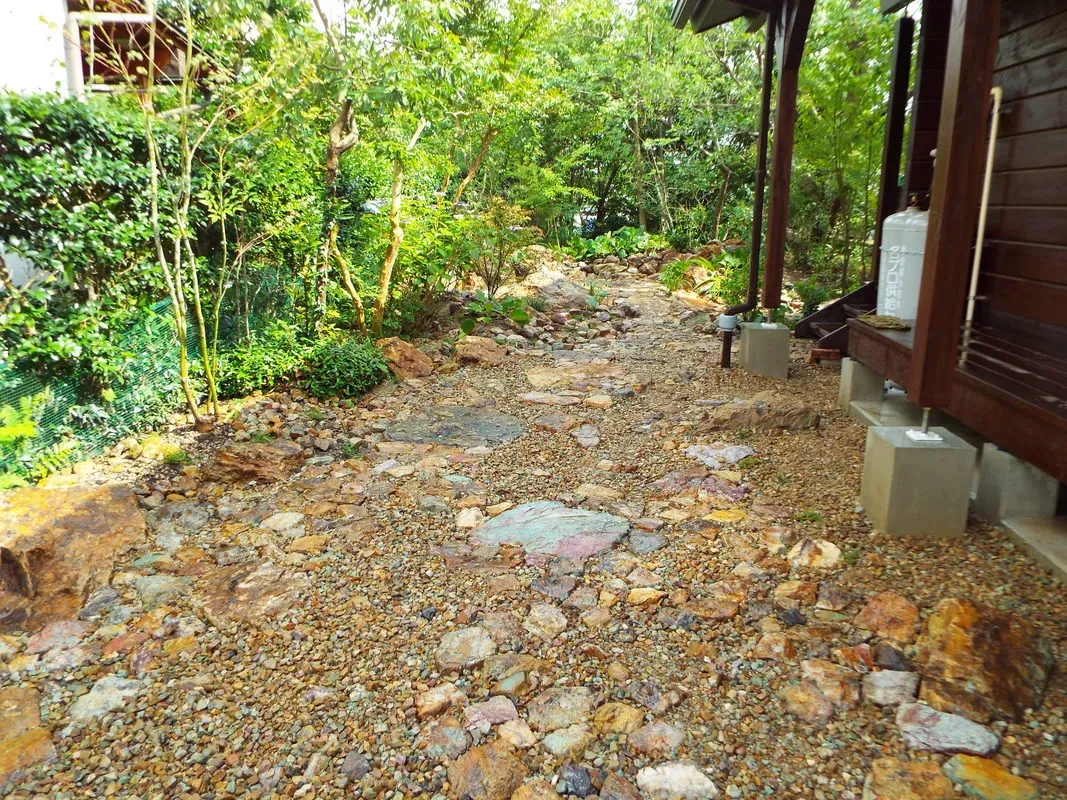美濃加茂・可児エリアの外構‗鬱蒼としていないお庭